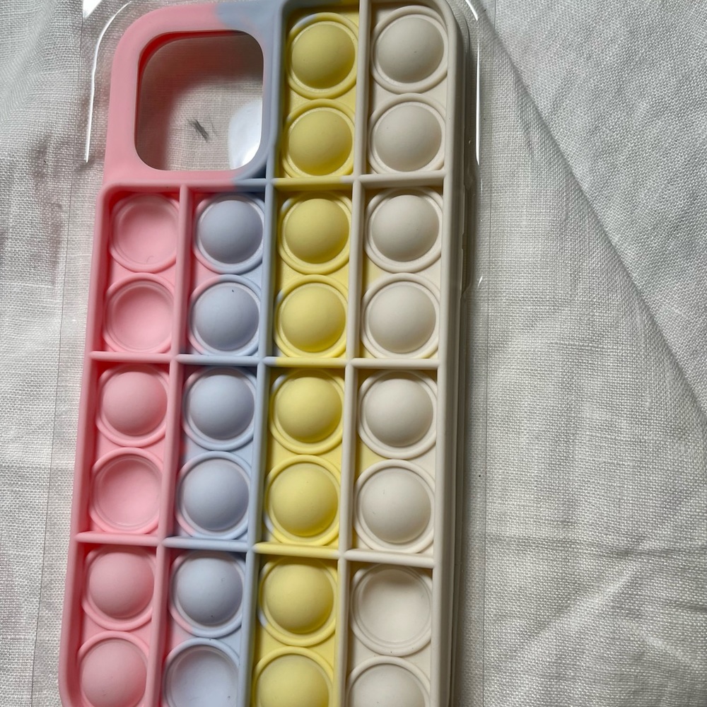 iPhone 12 Pro Max popits silicone case